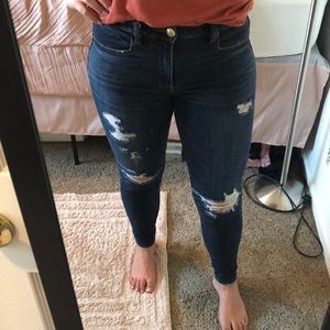 Hi-Rise American Eagle Jegging